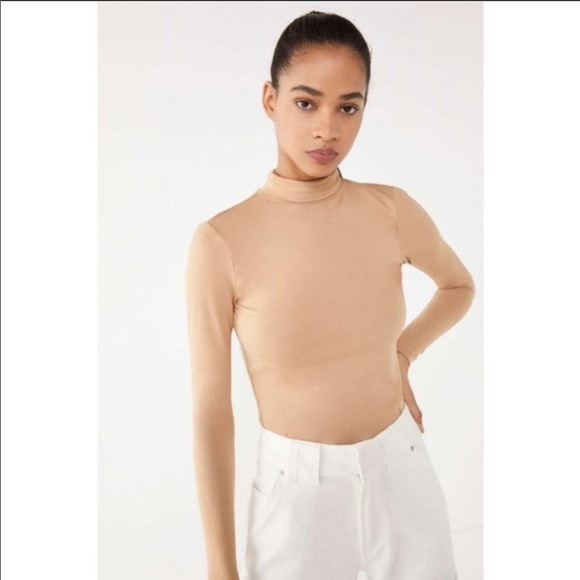 NWOT UO Open Back Turtleneck High Neck Top - Picture 2 of 6